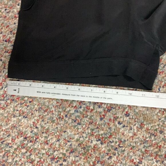 Karina Grimaldi Black Silk Surplice Wrap Front Sleeveless Cuffed Romper Size S - Picture 14 of 16